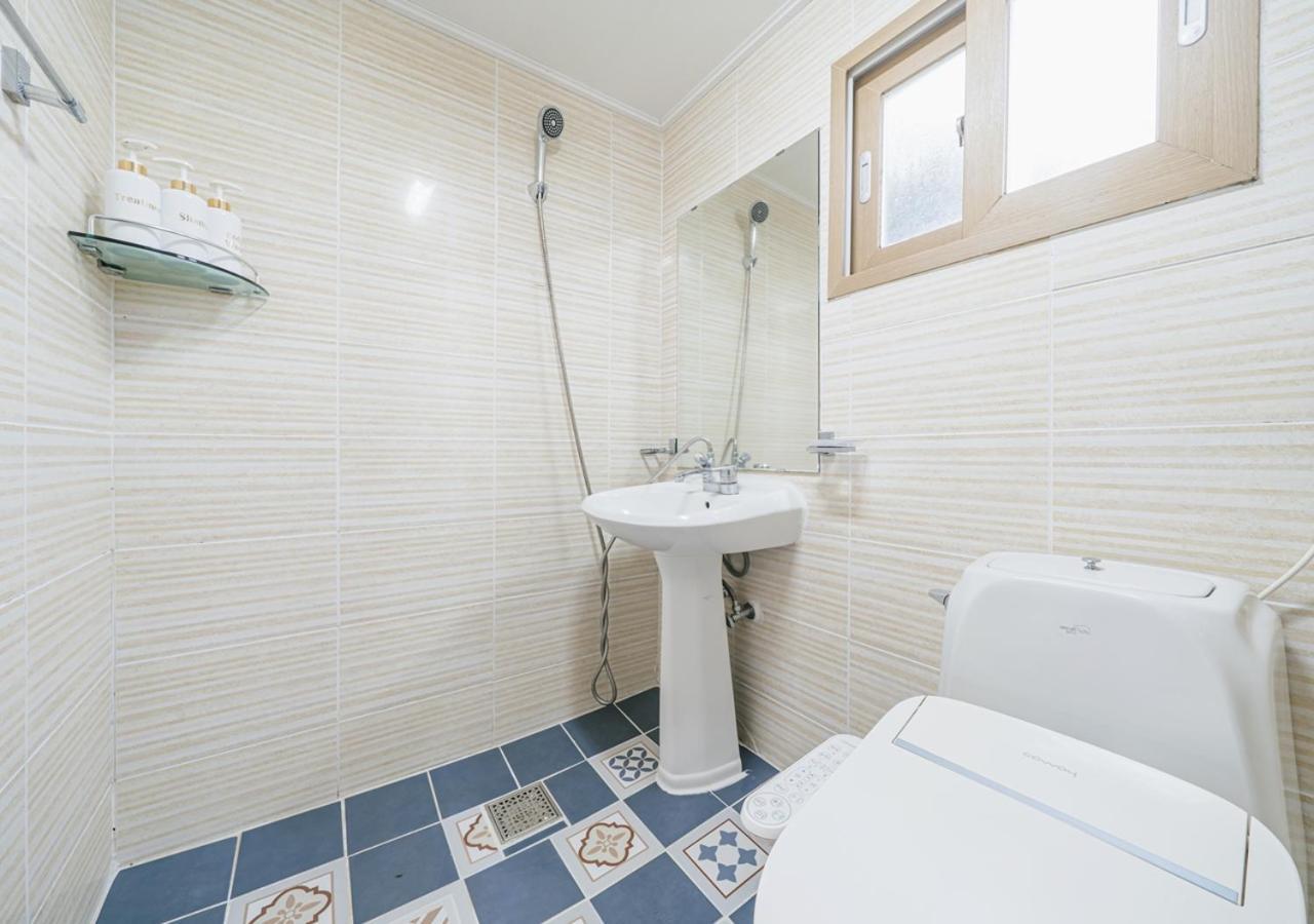 Jeju Haepoomdal Pension Extérieur photo